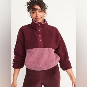 Old Navy two-toned oversized Sherpa sweatshirt